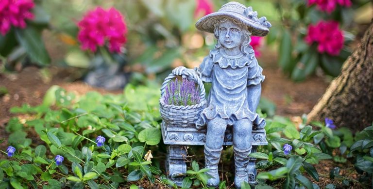 outdoor resin garden statues